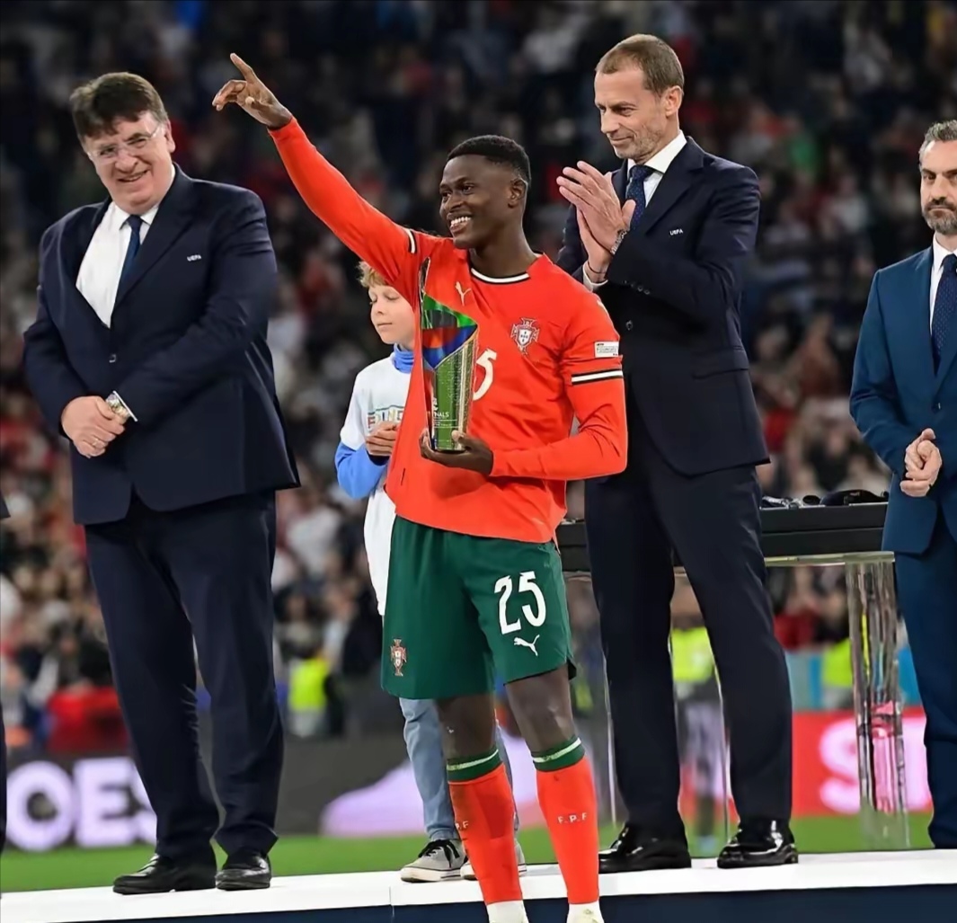 爱游戏入口-欧联清晨走向成谜，葡萄牙体育主帅复盘，目标明确，轮换策略成焦点(欧国联葡萄牙瑞士集锦)