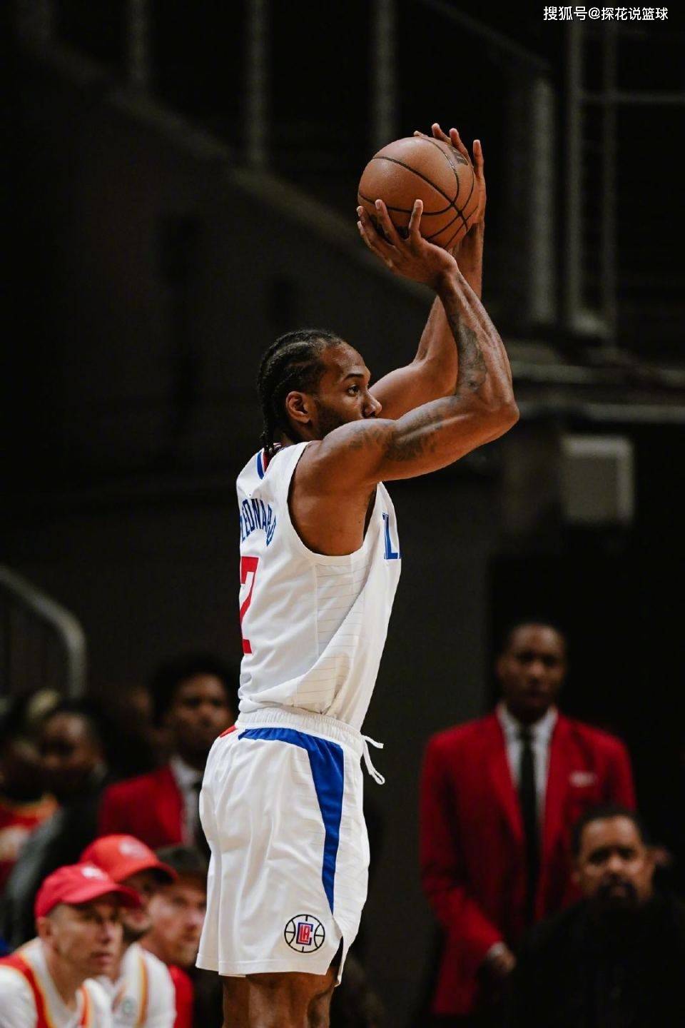 爱游戏全站-关于从字母哥与40激战IG分钟到赛后皇家社会备战NBA常规赛，哈登在老鹰比赛中官方发布新规的信息